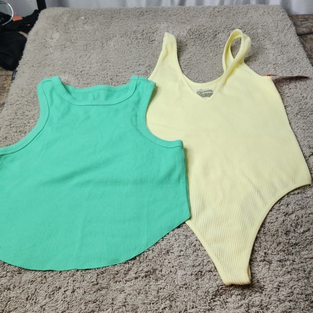 Women's Set Of A Colsie Bodysuit And A Wild Fable Tank Top - Yellow & Green - S